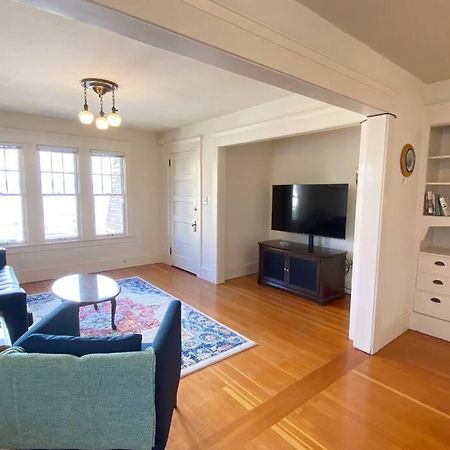Historic Downtown Riverview Flat, No 3 อัสตอเรีย ภายนอก รูปภาพ